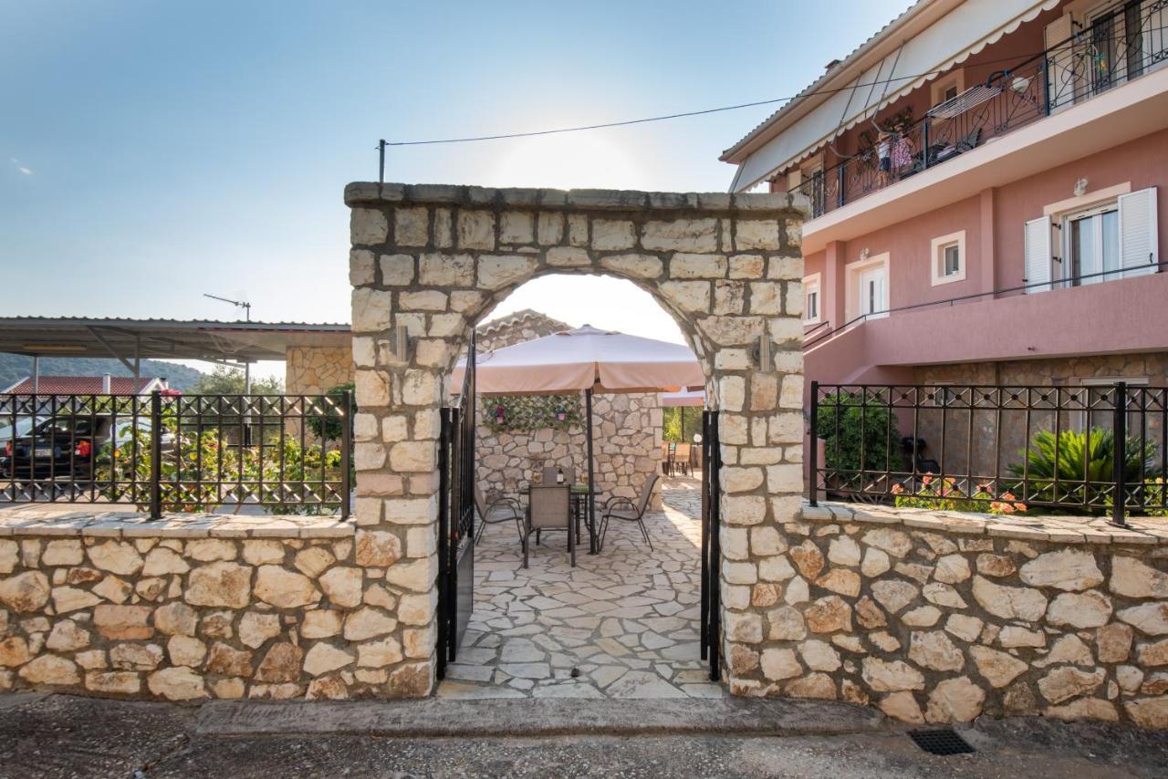 Sofias Cottage Razata Argostoli Екстер'єр фото