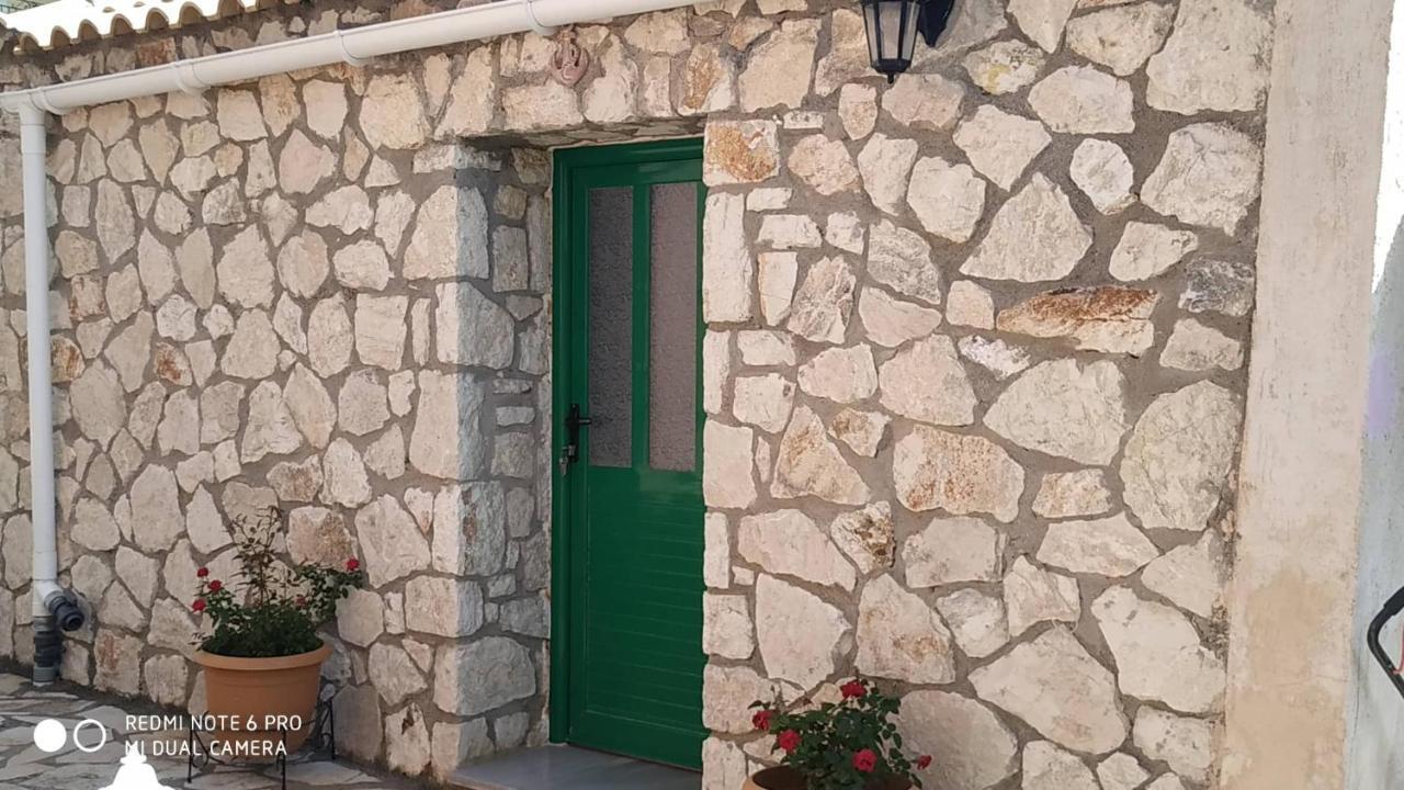 Sofias Cottage Razata Argostoli Екстер'єр фото