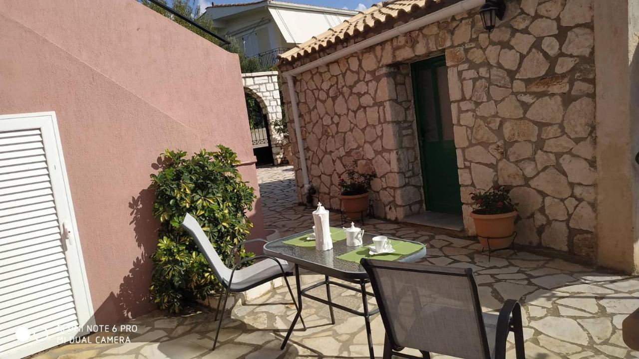 Sofias Cottage Razata Argostoli Екстер'єр фото